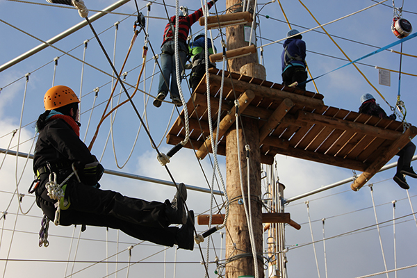 Lekotin Air Trailin varrella seikkailija kohtaa monenlaisia haasteita.